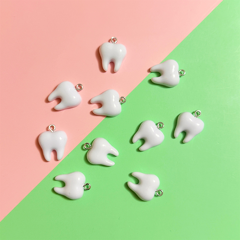 Resin Art Keychain - จี้เรซิ่นรูปฟันสีขาวน่ารัก 10 ชิ้น สำหรับทำเครื่องประดับ DIY ต่างหู