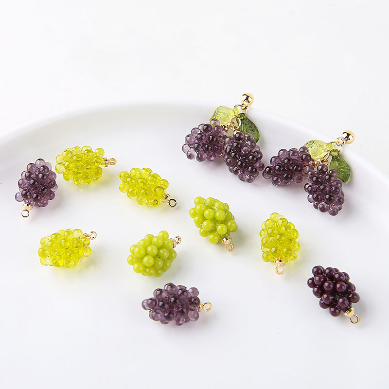 Resin Art Keychain - จี้เรซินรูปองุ่นน่ารัก 6 ชิ้น จี้ผลไม้แบบสามมิติสำหรับทำเครื่องประดับ DIY เช่น