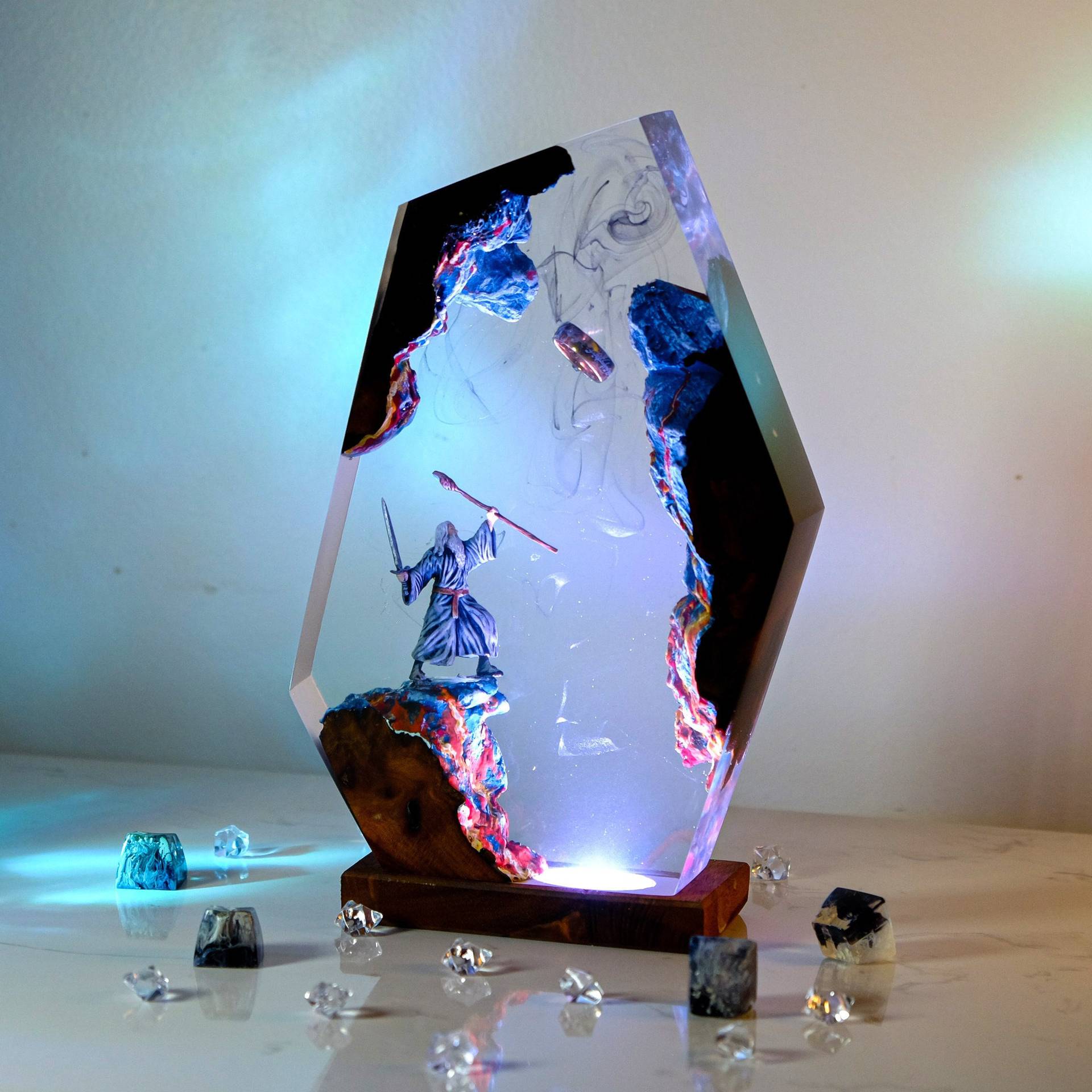 โคมไฟเรซิ่นรูปฉากภาพยนตร์ แหวน - Resin Artist บทวิจารณ์และราคา